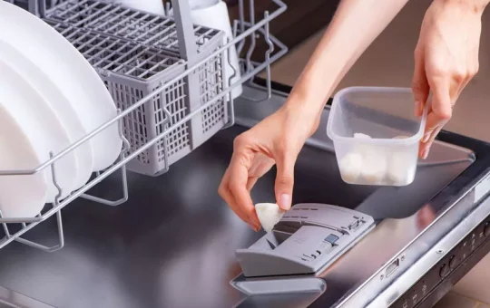 Best Way to Clean a Dishwasher: Practical Tips and Step-by-Step Guide