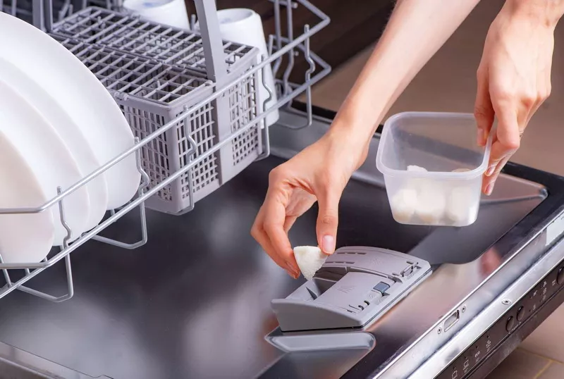 Best Way to Clean a Dishwasher: Practical Tips and Step-by-Step Guide